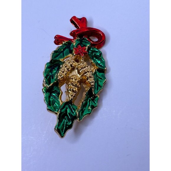 AAI Christmas Brooch Pin Vintage Pinecone Wreath Green Red Goldtoned Holidays - Picture 3 of 6